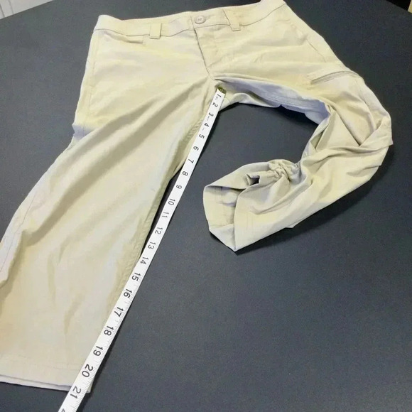 Eddie Bauer Womens Tan Relaxed Fit Capri Cropped Outdoor Pants Size 4 - Picture 9 of 11
